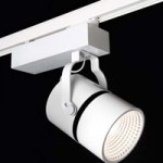 „Cooler“ LED-Strahler